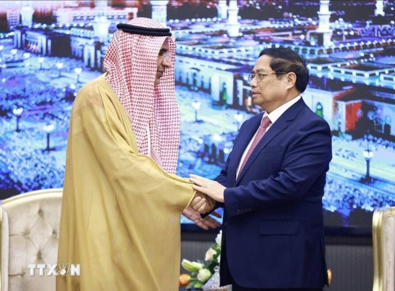 Thu tuong Chinh phu Pham Minh Chinh tiep ong Sulaiman bin Abdulrahman AlRumaih, Tong Giam doc Cong ty Dau tu Nong nghiep va Chan nuoi Saudi Arabia (SALIC). Anh: TTXVN