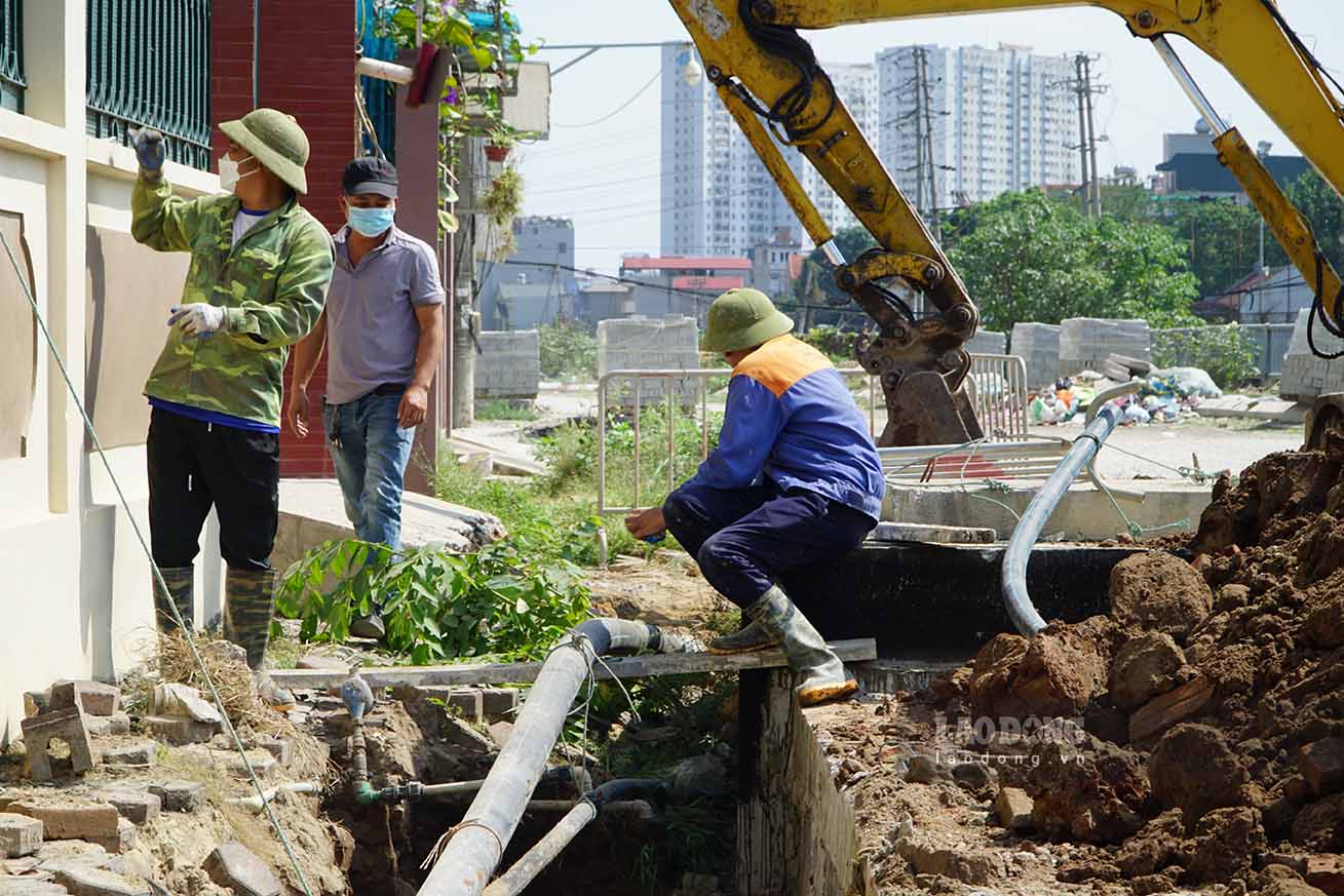 Rieng doi voi cac ho thuoc phuong La Khe, do lam tot cong tac van dong, tuyen truyen, cac ho dan da dong thuan ban giao mat bang.