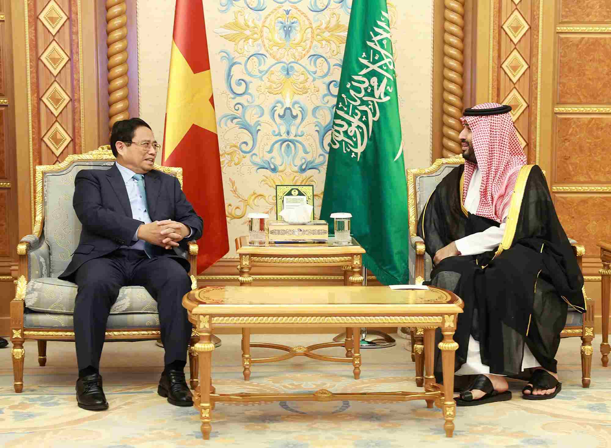 Politburo member and Prime Minister Pham Minh Chinh held talks with Crown Prince and Prime Minister of Saudi Arabia Mohammed bin Salman Bin Abdulaziz Al Saud. Photo: VGP