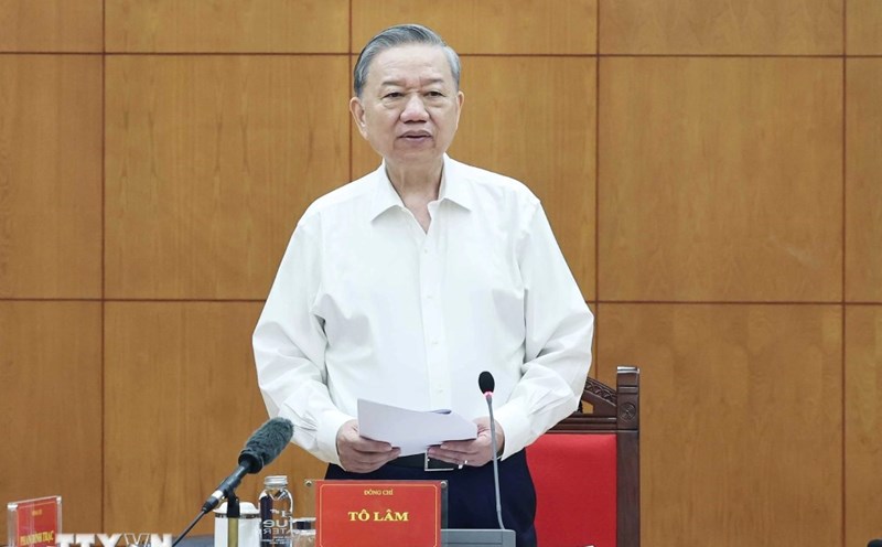 General Secretary To Lam chairs a meeting of the Standing Committee of the Central Steering Committee on preventing and combating corruption, waste and negativity. Photo: VNA
