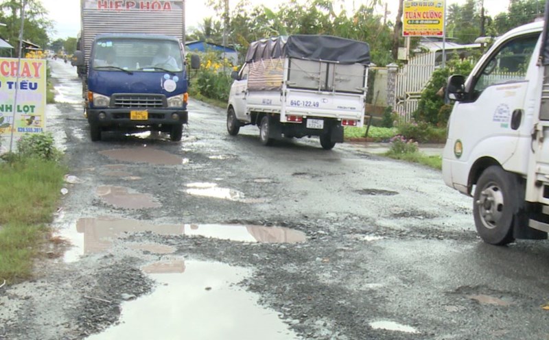 National Highway 54 through Vinh Long will be 100% paved