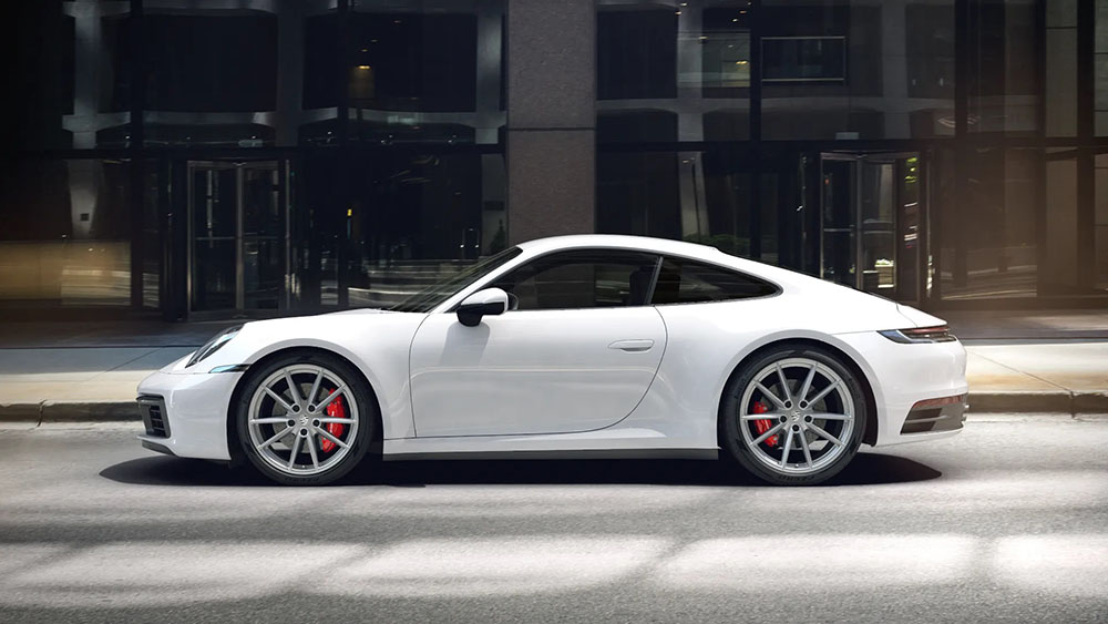 Porsche 911 Carrera S will have a manual transmission version. Photo: Porsche
