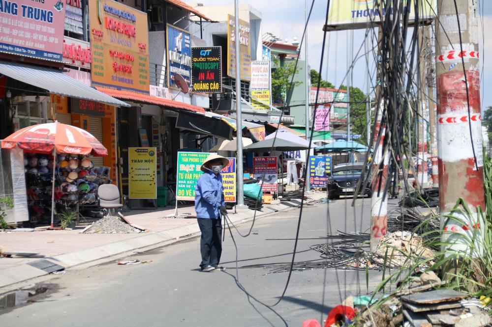 Speeding up construction at the Western arterial road expansion project