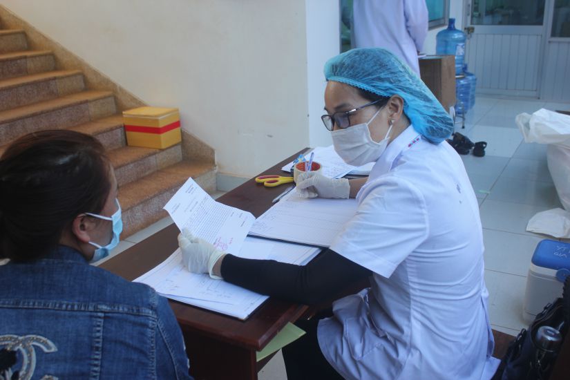 Gia Lai considers preferential treatment to retain medical workers. Photo: THANH TUAN