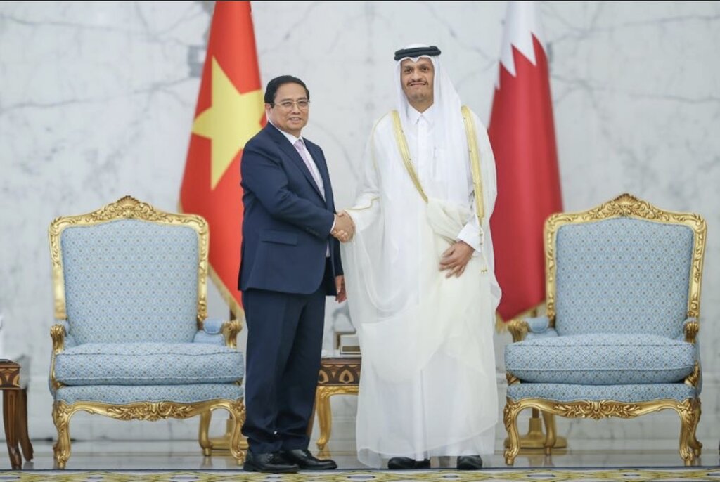 Prime Minister Pham Minh Chinh and Qatari Prime Minister agreed that security and defense, including cyber security, should become a pillar in key areas of bilateral cooperation in the coming time. Photo: VGP
