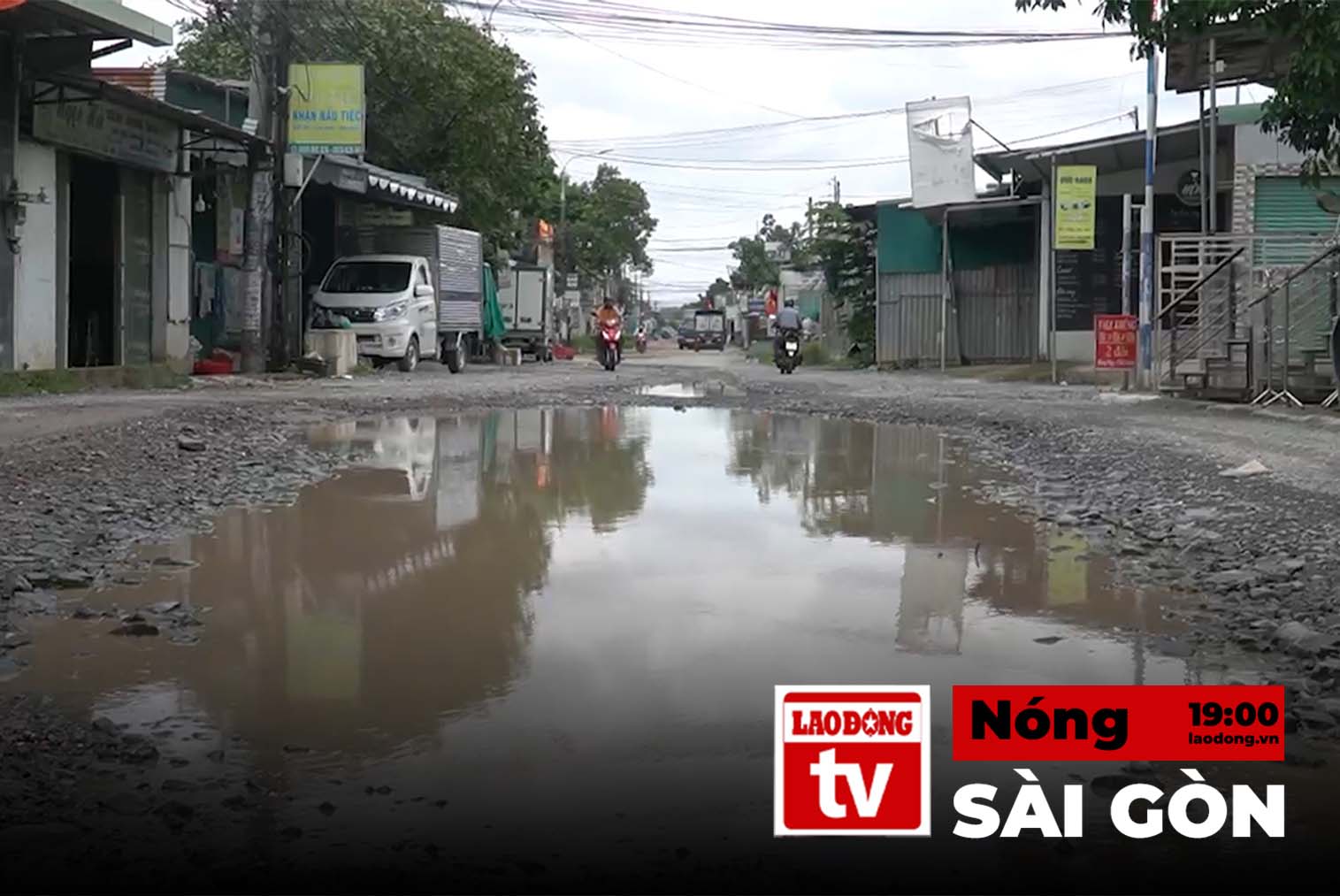 Hot News in Saigon on October 4