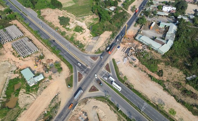 Hoa Lien - Tuy Loan Expressway Project. Photo: Nguyen Thi