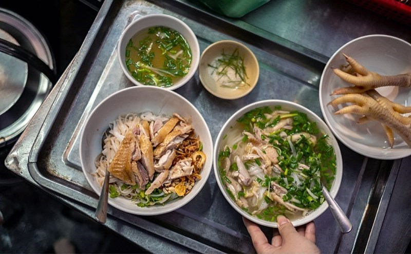 Traditional chicken pho and mixed chicken pho duo. Photo: Michelin