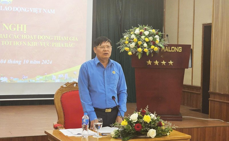 Vice President of the Vietnam General Confederation of Labor - Mr. Phan Van Anh - chaired the conference to survey 15 years of implementing activities participating in the "Better Jobs" Program. Photo: Doan Hung
