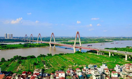 Nhật Bản giúp Việt Nam xây dựng cầu Nhật Tân. Ảnh: JICA