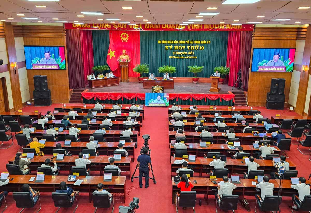 Kỳ họp thứ 19 (kỳ họp chuyên đề) HĐND TP Hải Phòng ngày 4.10. Ảnh: Đàm Thanh