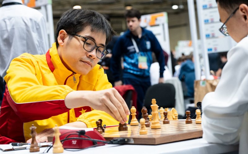 Chess player Le Tuan Minh of the Vietnamese chess team. Photo: FIDE