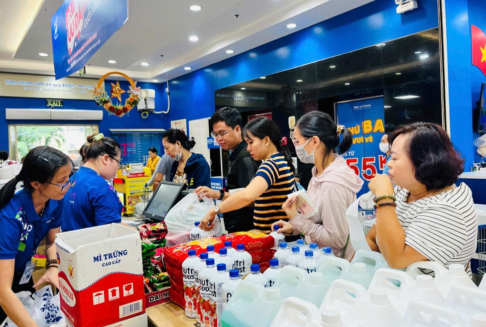 More than 100 Vietnamese brands are introduced and heavily promoted. Photo: Saigon Co.op