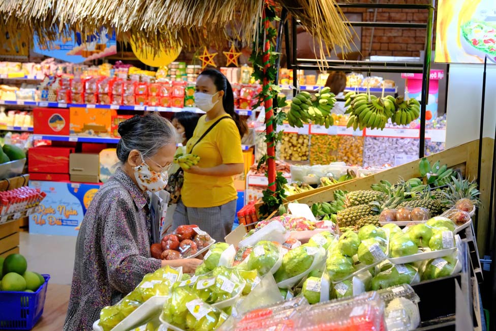 Đi chợ đồng giá với các mặt hàng tươi sống chỉ từ 7.000 đ. Ảnh: Saigon Co.op