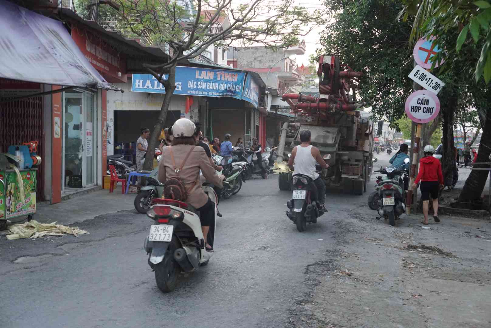 Sau khi nang cap, tuyen duong moi se dam bao thuan cho viec di lai cua nguoi dan. Anh: Cong Hoa