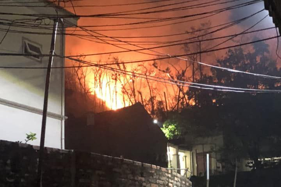 Vụ cháy rừng ngày 4.10 tại khu vực từ khu 5 đến khu 7, phường Hồng Hà, TP Hạ Long. Ảnh: Bào Ngư