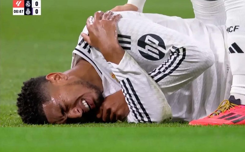 Vì sao Jude Bellingham xuống phong độ?