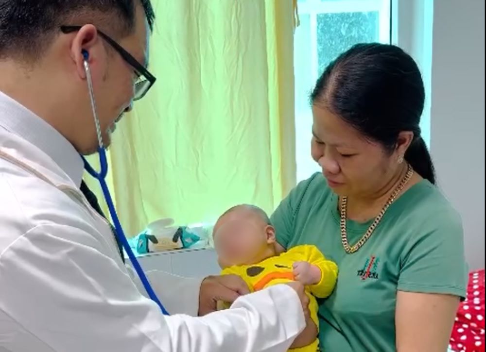 Saving the life of a child with severe thrombocytopenic purpura. Photo: Provided by the hospital