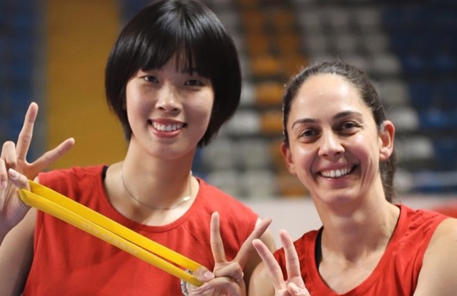 Thanh Thúy và câu lạc bộ Kuzeyboru có trận ra quân mùa giải mới. Ảnh: Kuzeyboru FC
