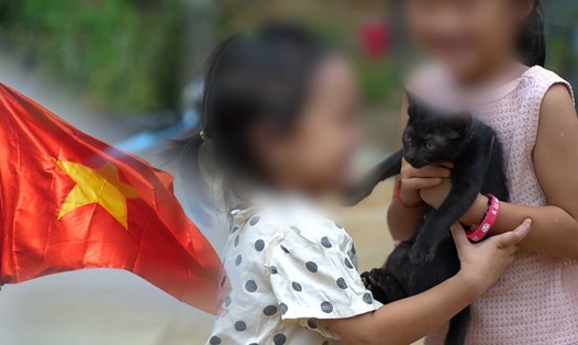 Nhịp sống đang dần trở lại với người dân Làng Nủ