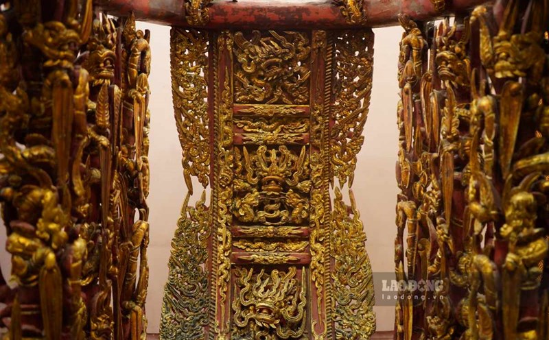 National treasure: gold-plated wooden throne. Photo: Luong Ha