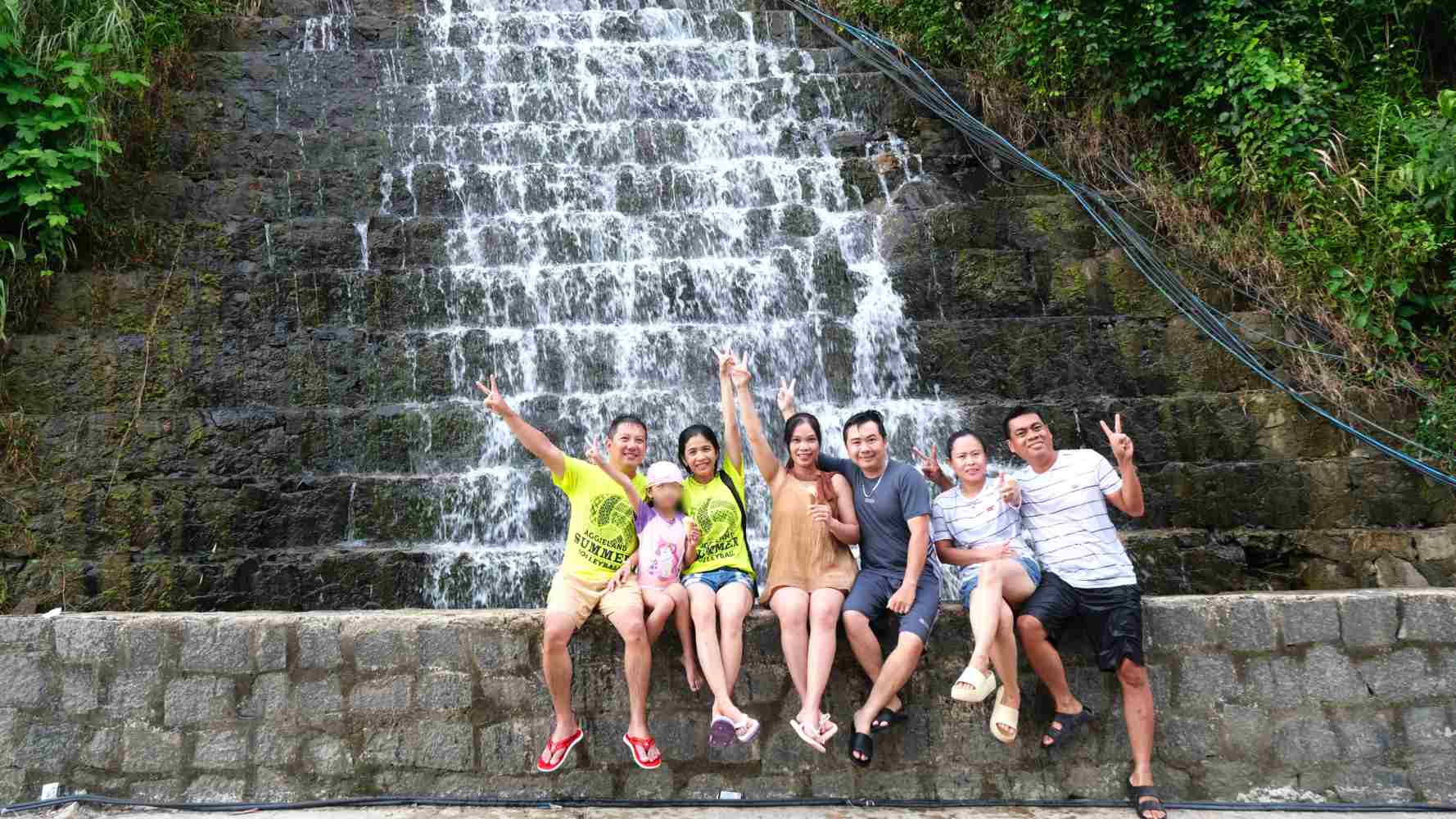 Tourists visit Hon Son in the last months of the year.