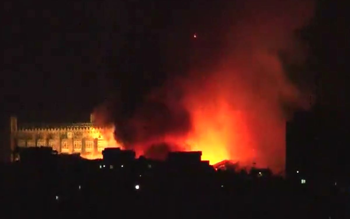 Israel không kích dữ dội vào Beirut, Lebanon. Ảnh cắt từ video của quân đội Israel