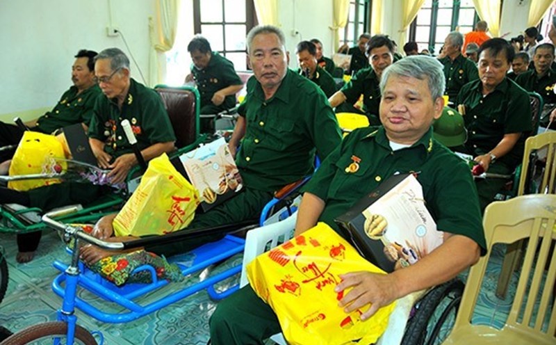 Bộ Quốc phòng vừa có trả lời cử tri kiến nghị về đề xuất mở rộng đối tượng là người có công với cách mạng. Ảnh minh họa: VGP