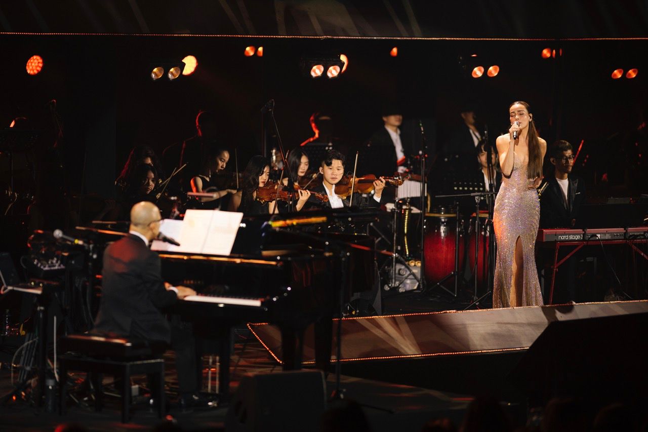 Duc Tri combined with Ho Ngoc Ha. Photo: NSCC.