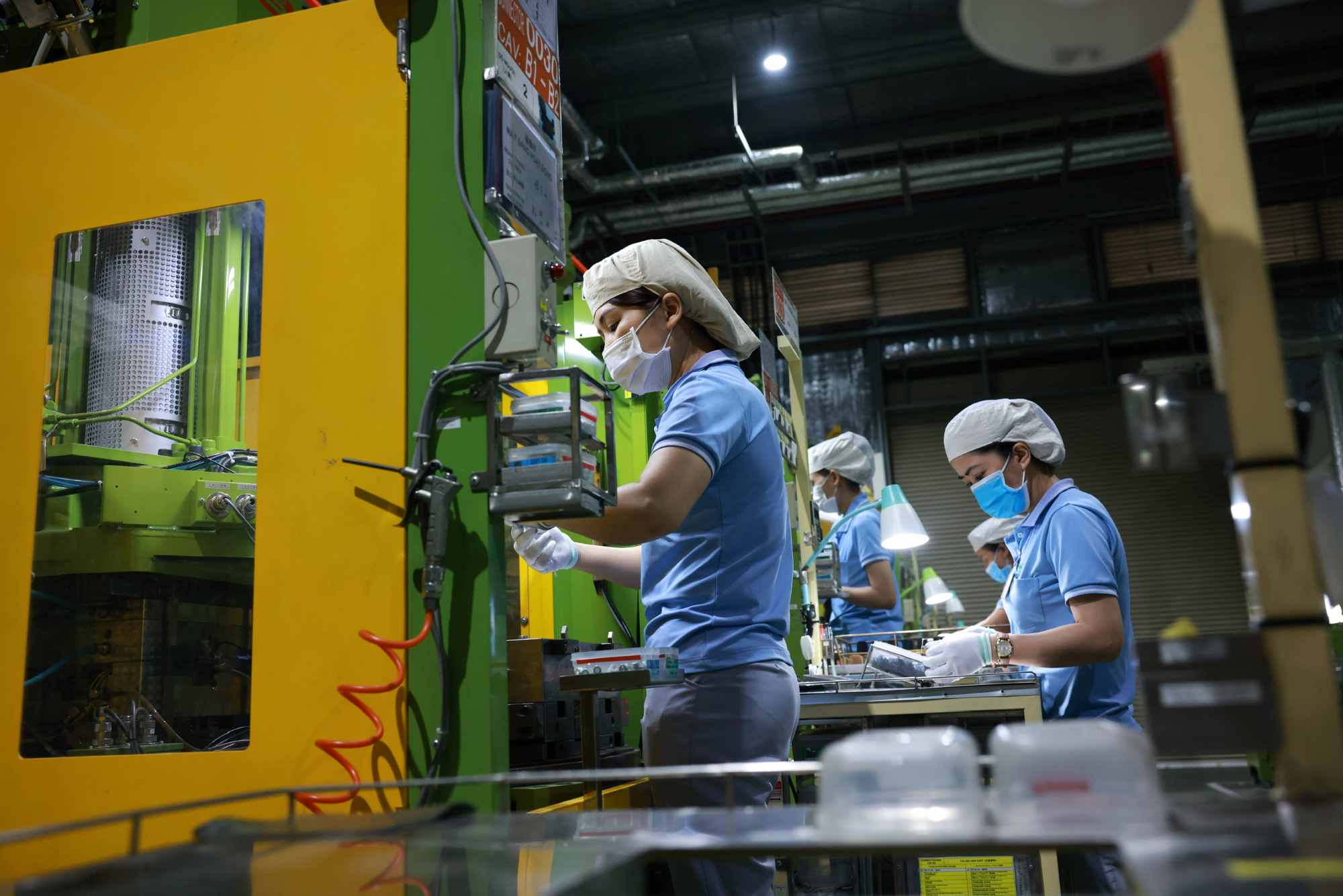 Công nhân một doanh nghiệp FDI Nhật Bản tại Hà Nội. 
Ảnh: Hải Nguyễn