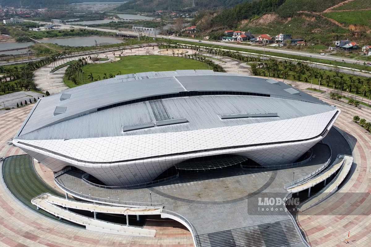 5,000-seat multi-purpose gymnasium in Dai Yen ward, Ha Long city, Quang Ninh province. Photo: Doan Hung