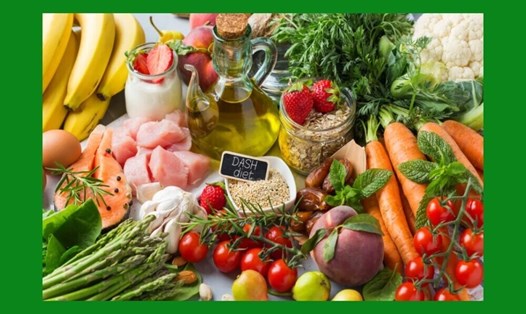 Chế độ ăn kiêng tốt nhất để giảm cân sau tuổi 30. Đồ họa: Hạ Nguyễn