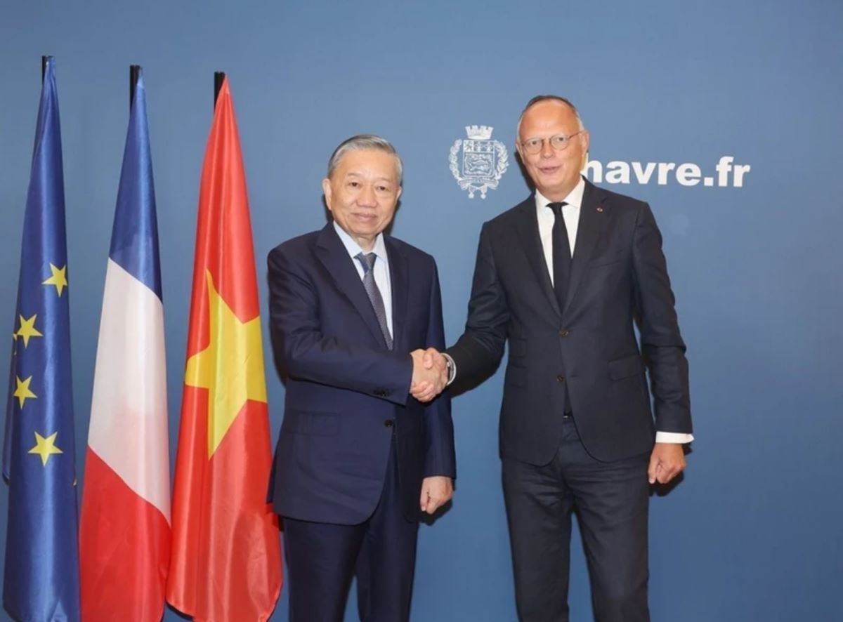 General Secretary and President To Lam and Mayor of Le Havre, former French Prime Minister Edouard Philippe. Photo: VNA