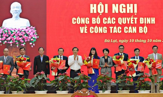 Ban Thường vụ Tỉnh ủy Lâm Đồng vừa công bố quyết định điều động, bổ nhiệm nhiều cán bộ tại địa phương. Ảnh: An Chi