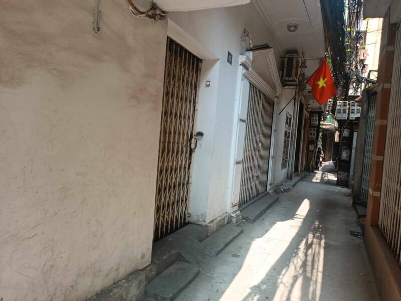 Nhiều chủ sở hữu lãi hơn 1 tỉ đồng sau khi chốt bán căn nhà trong ngõ ở Hà Nội. Ảnh: Minh Anh