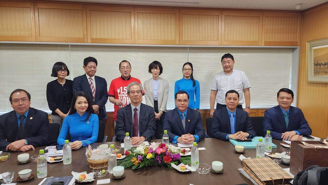 Đoàn đại biểu cấp cao Tổng LĐLĐVN hội đàm với Liên hiệp toàn quốc các công đoàn Nhật Bản. Ảnh: Ban Đối ngoại
