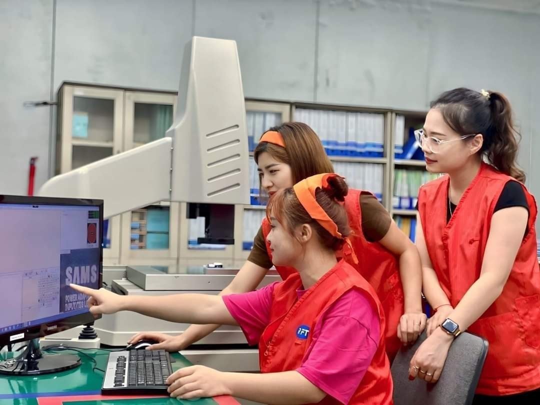 Workers in Thai Nguyen province. Photo: Thai Nguyen Trade Union