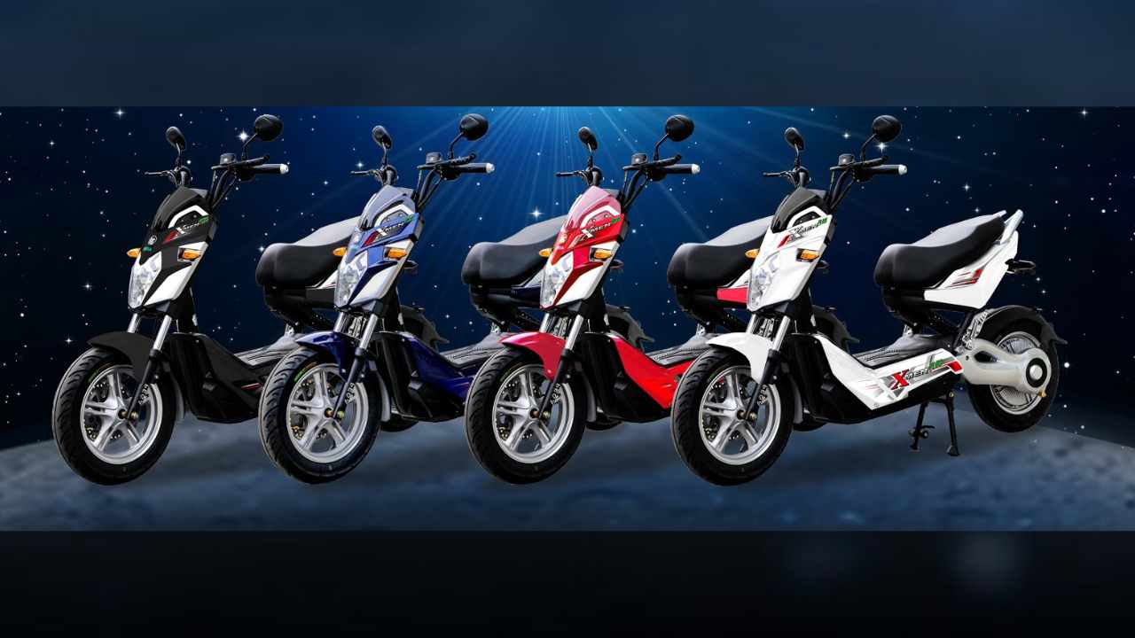 Xe máy điện thể thao, cá tính, đi được 80km sau 1 lần sạc đầy. Ảnh: Pega 