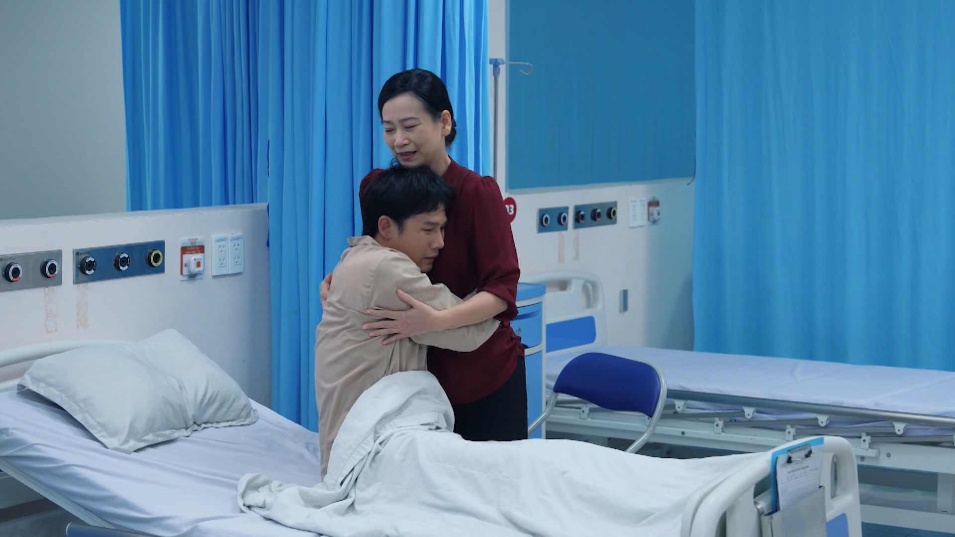 Tình tiết trong "Mùa sậy trổ bông". Ảnh: NSX.