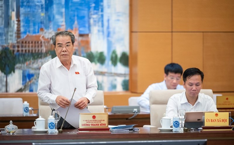 Head of the People's Petition Duong Thanh Binh said that the university admissions plan still causes concern for parents and students. Photo: Quochoi.vn