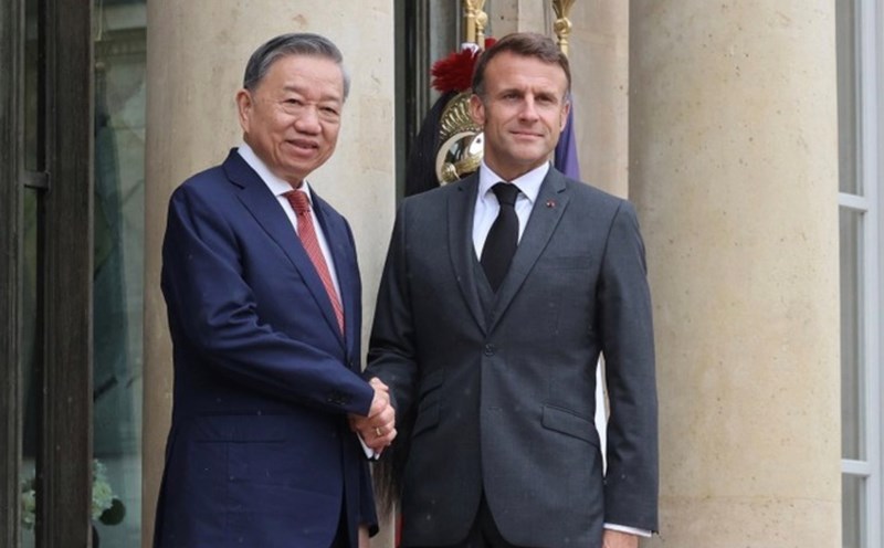 General Secretary and President To Lam and French President Emmanuel Macron. Photo: VNA