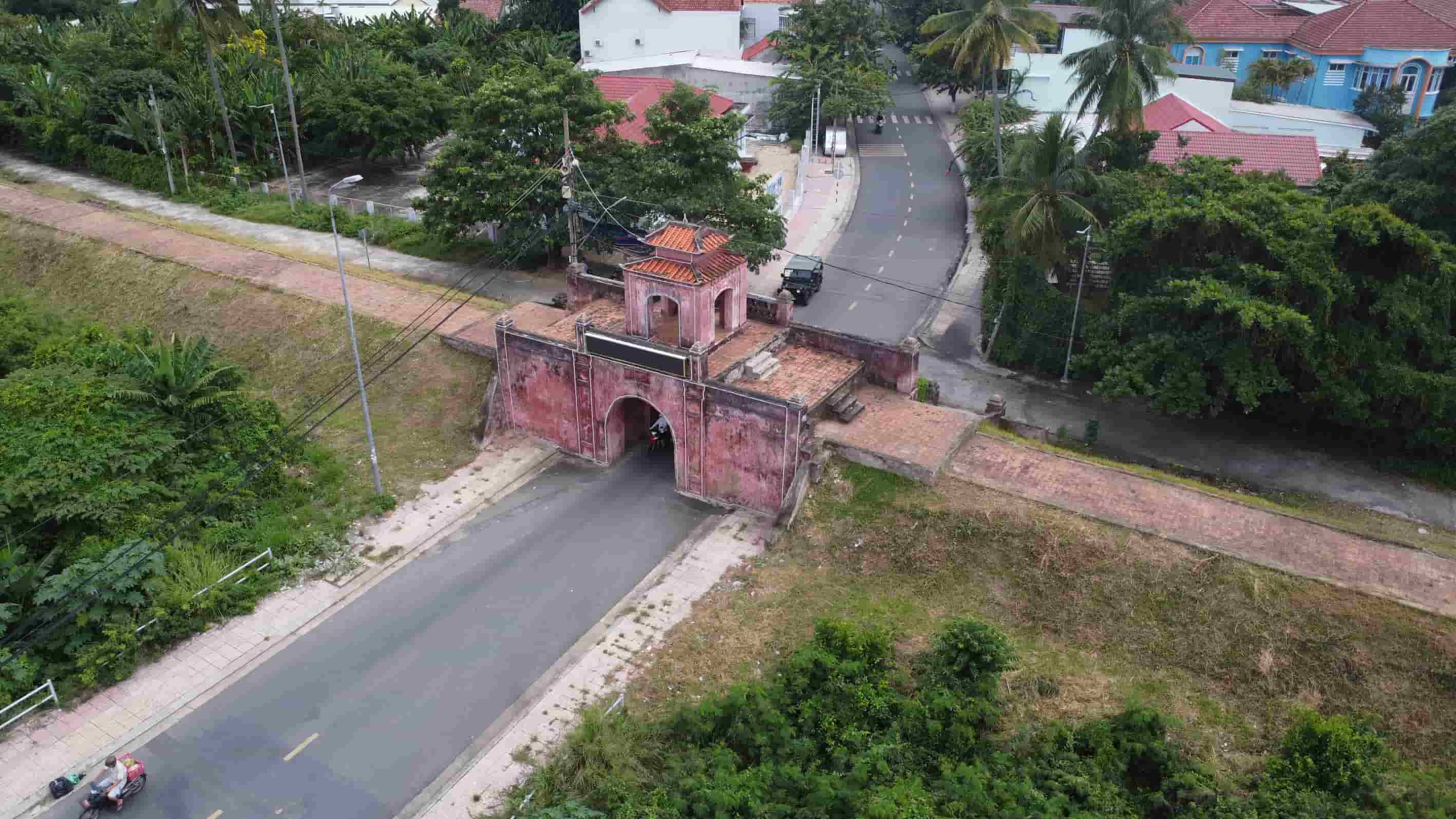 The central area of ​​Dien Khanh town is nearly 340 hectares wide, with a planned population of about 25,000 people. Photo: Huu Long