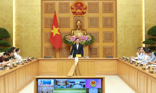 Phó Thủ tướng Chính phủ Trần Hồng Hà yêu cầu làm rõ trách nhiệm trong việc chậm ban hành các quyết định về 3 luật bất động sản, trong đó có Luật Đất đai. Ảnh: Minh Khôi