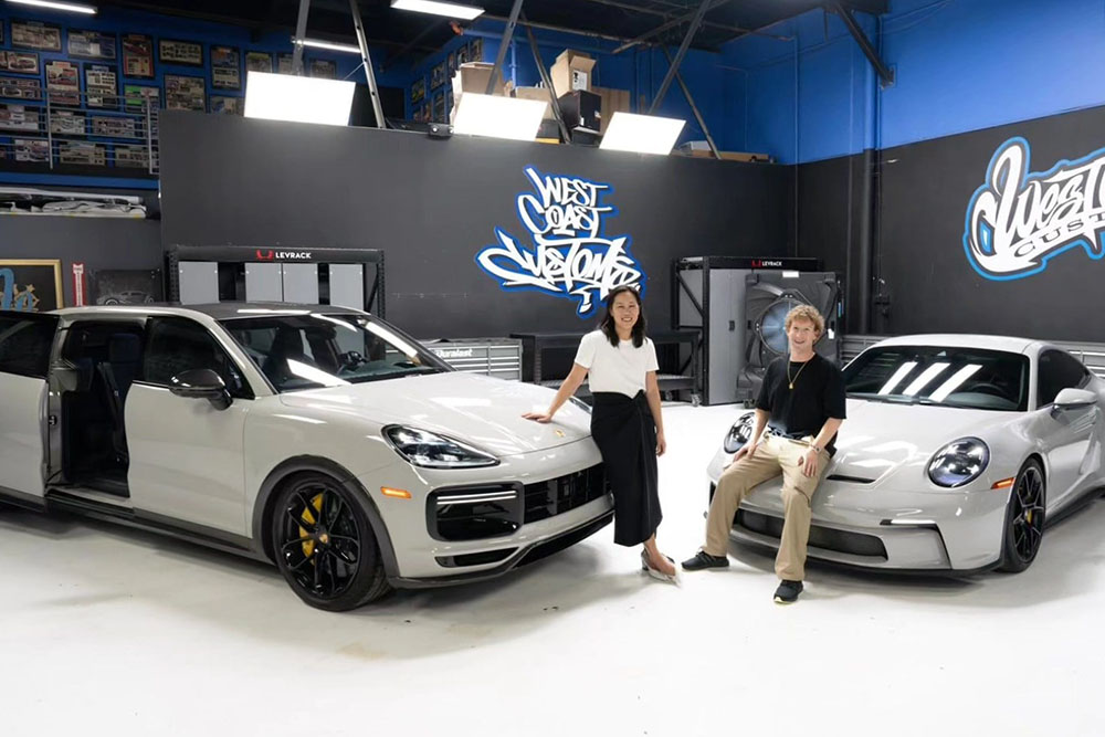 Latest photos of the Porsche duo of Meta CEO's family. Photo: FBNV