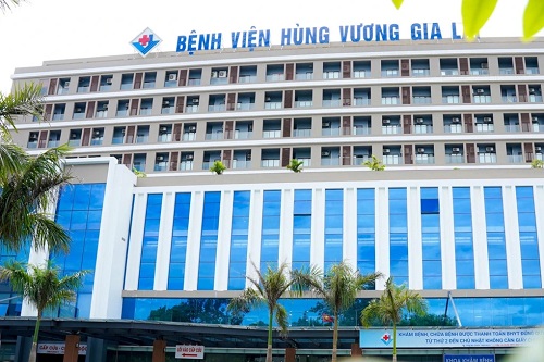 Bệnh viện Hùng Vương Gia Lai, nơi người phụ nữ nhảy lầu tử vong. Ảnh: Thanh Tuấn