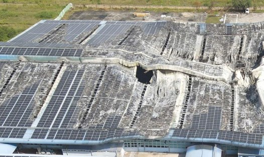 Thiệt hại ước tính khoảng 100 tỉ đồng sau vụ cháy đêm 6.10. Ảnh: Khánh Lâm