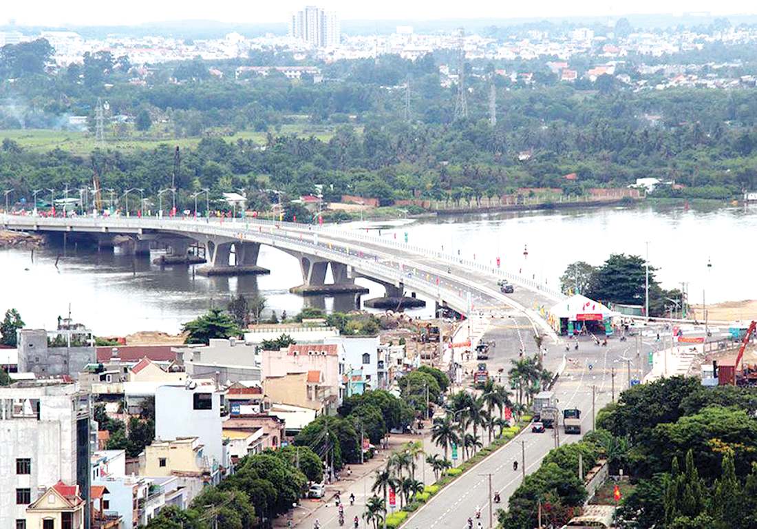 Merging many commune-level administrative units of Dong Nai province. In the photo is An Hao bridge across Dong Nai river. Photo: Hien Le