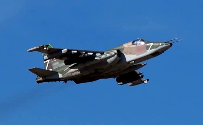 Su-25 của Nga xuất kích ngày 8.10.2024. Ảnh cắt từ video Bộ Quốc phòng Nga