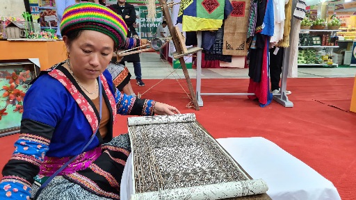 The handicraft products contest will be held from November 22 to 26, 2024. Photo: Vu Long.