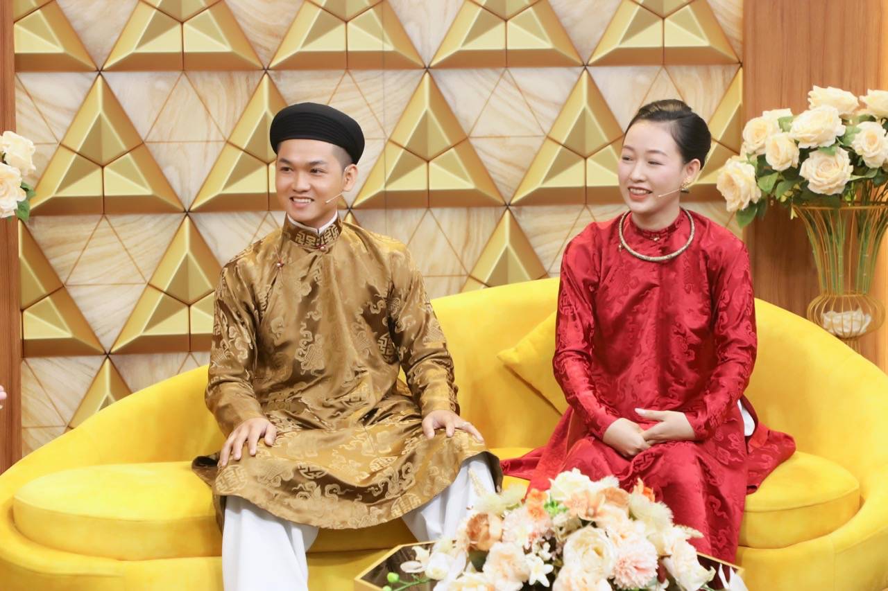 Cặp vợ chồng trẻ tại chương trình “Thuận vợ thuận chồng". Ảnh: NSX